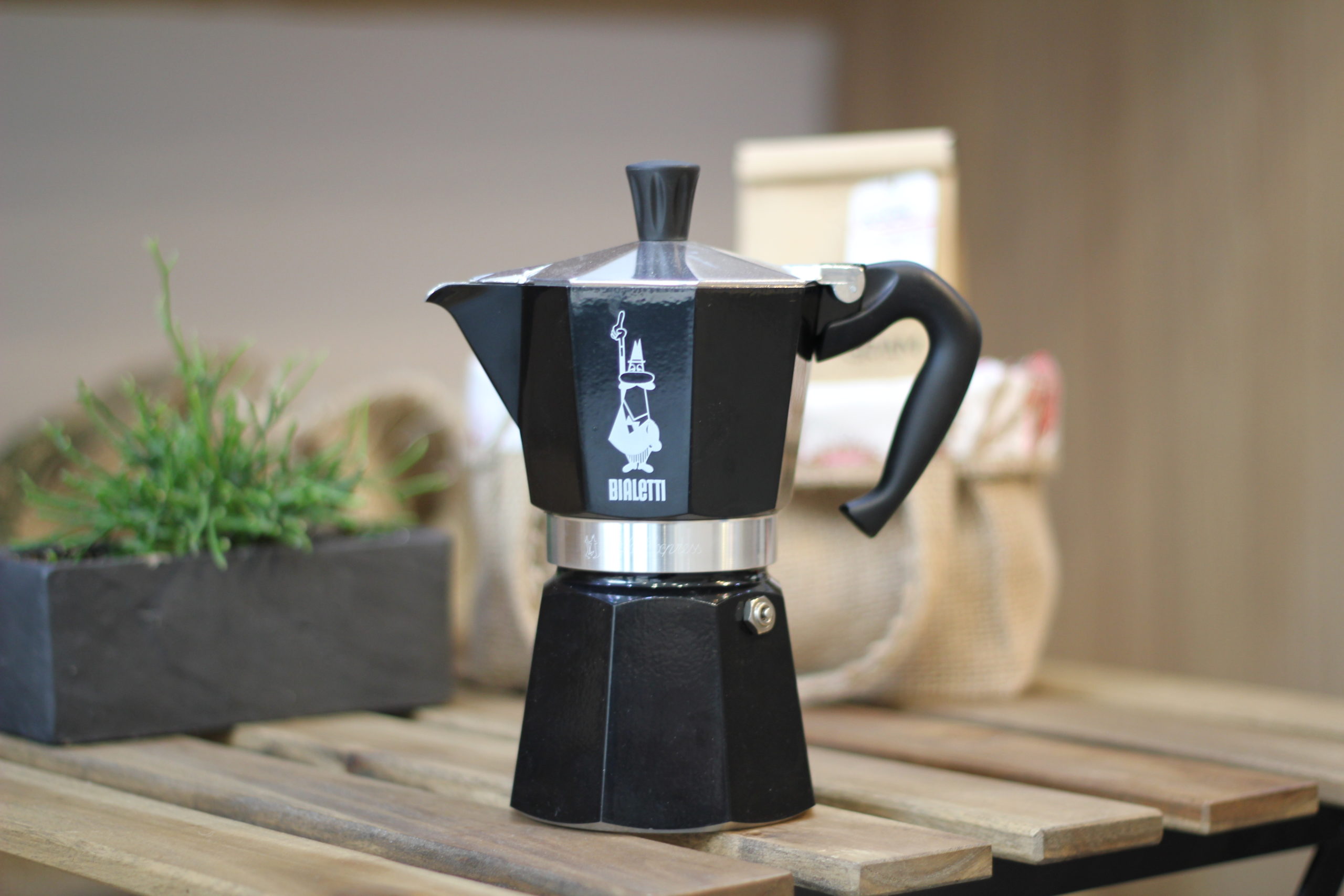 Cafetière Italienne Bialetti Gaz 6 tasses – Image 2